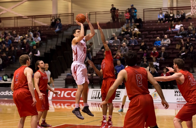 Sea-Hawks basketball productive on home court