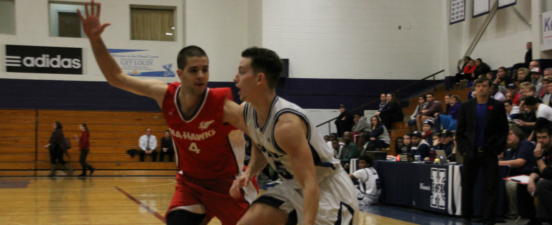 Memorial sweeps UNB to start season