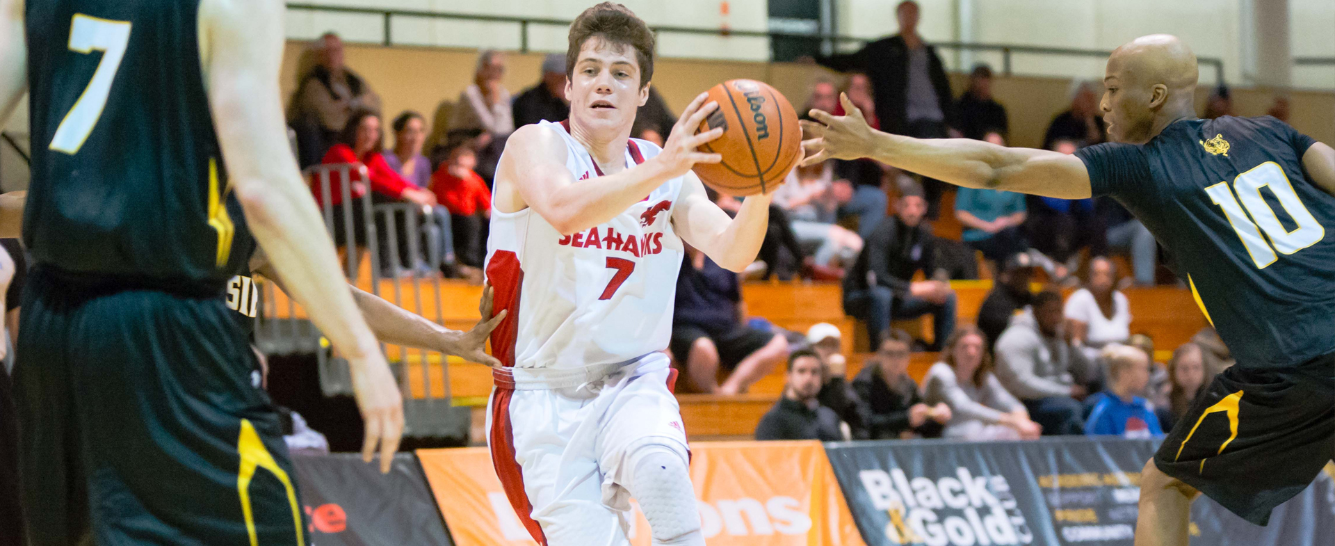 Hawks Ready to Battle Huskies at Home