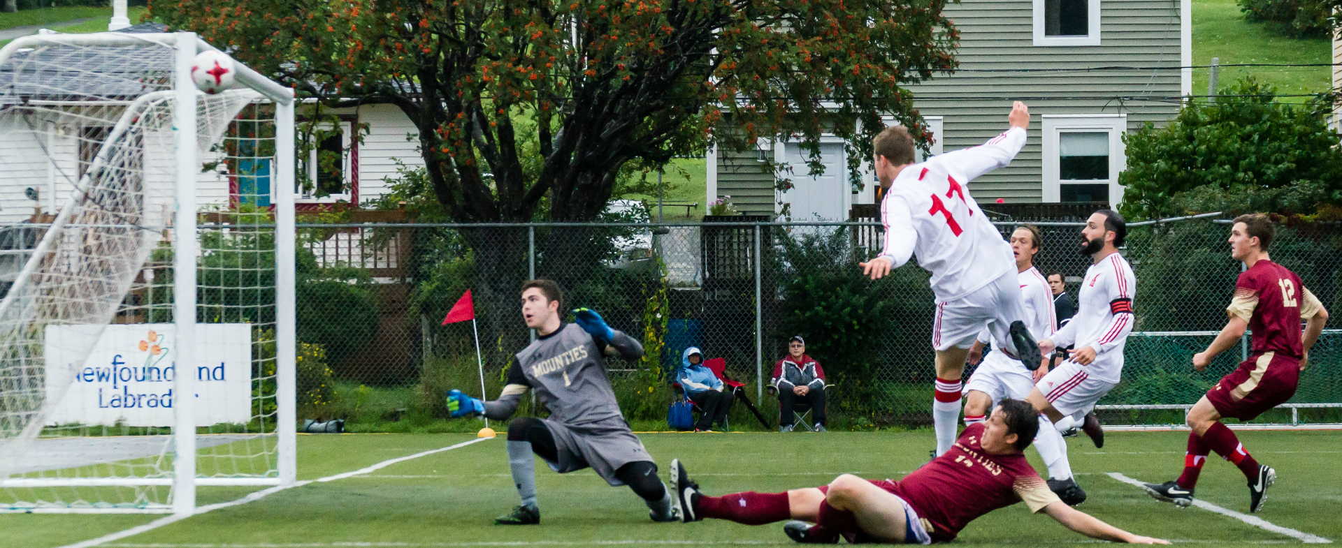 Sea-Hawks off to Halifax to Visit Huskies & Tigers