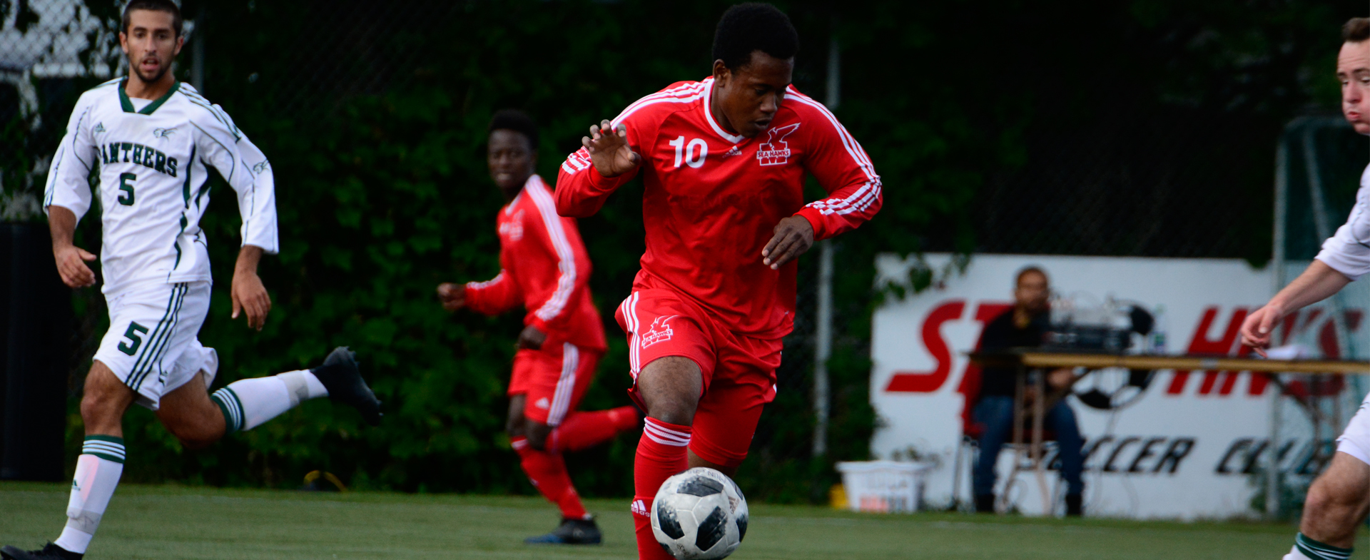 Sea-Hawks Looking for First Win