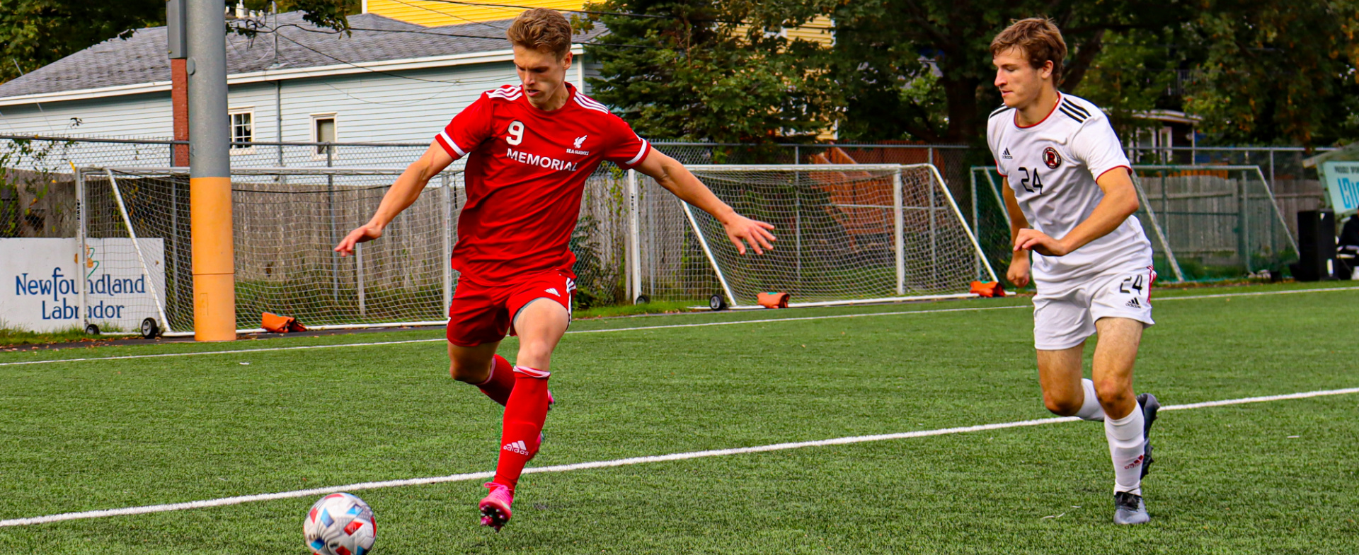 Sea-Hawks' Big Comeback Against UNB