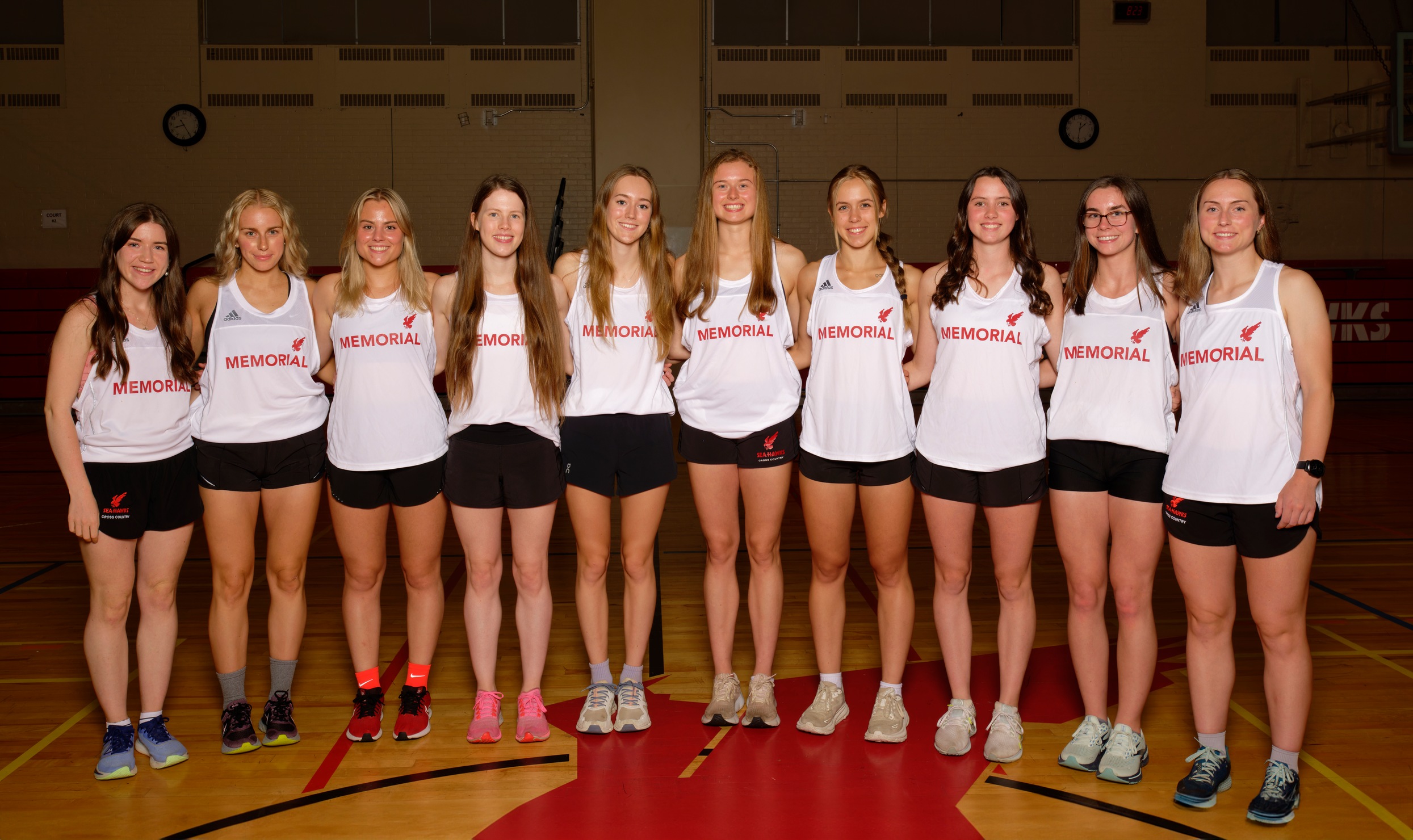 Sea-Hawks Women's Cross Country Ready to Run