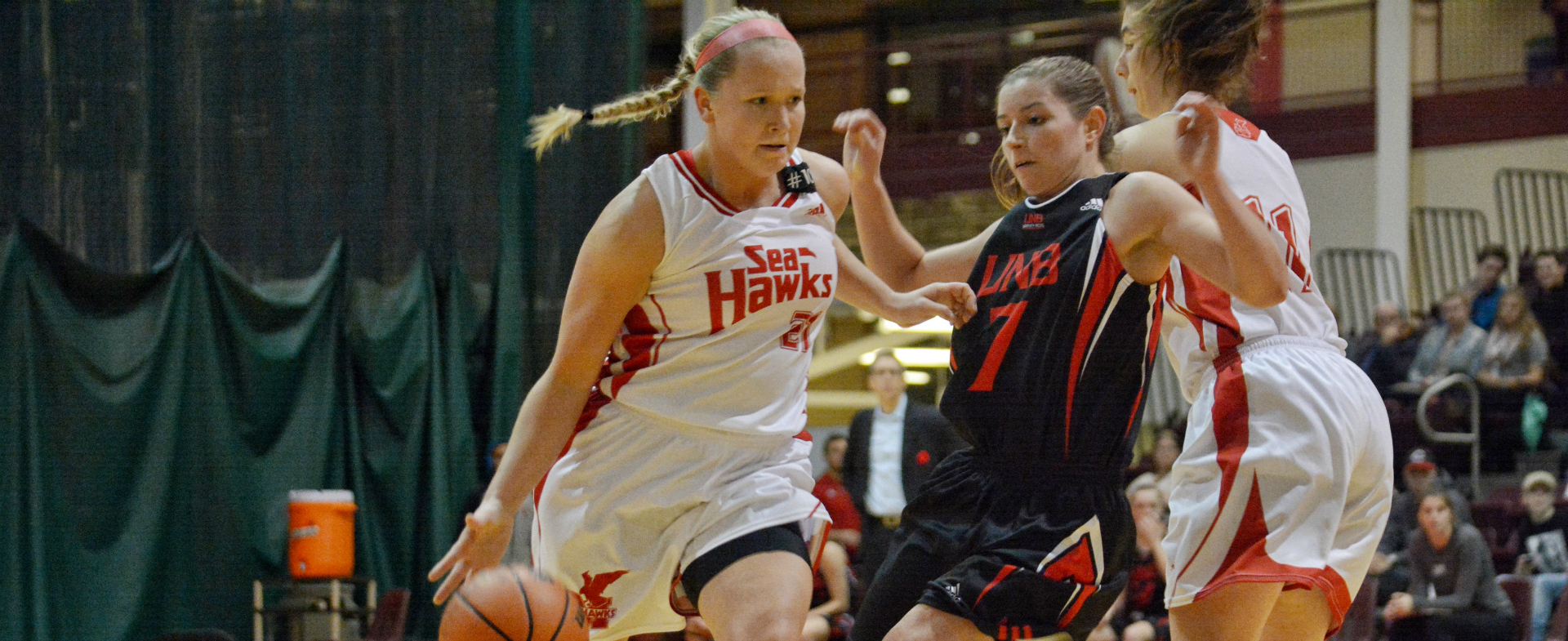 Sea-Hawks drop opener to UNB