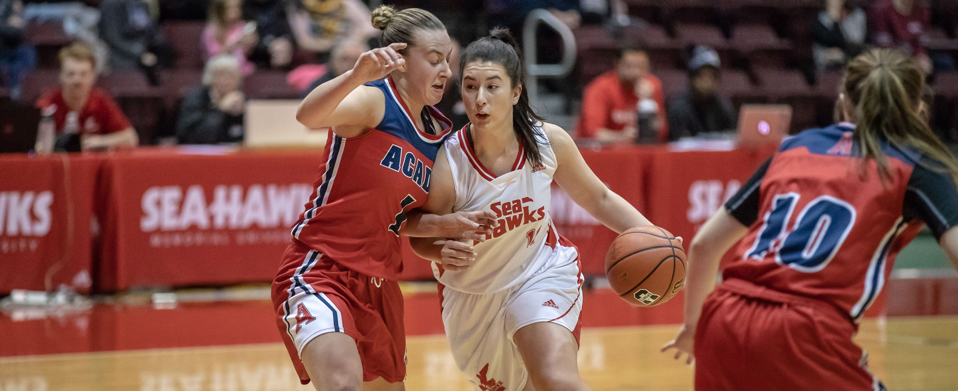 Hawks Top Axewomen 88-74