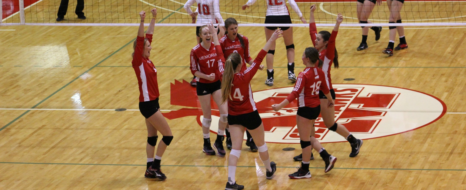 Sea-Hawks push home winning streak to 13