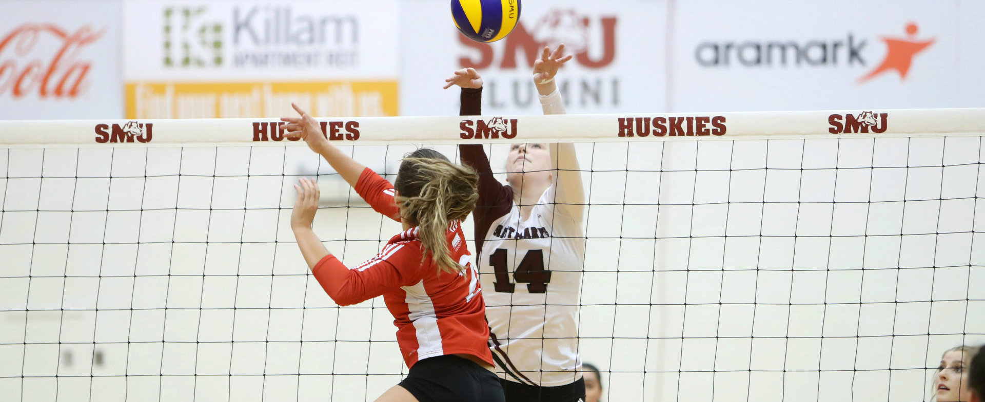 Huskies Sweep Weekend Series Versus Hawks