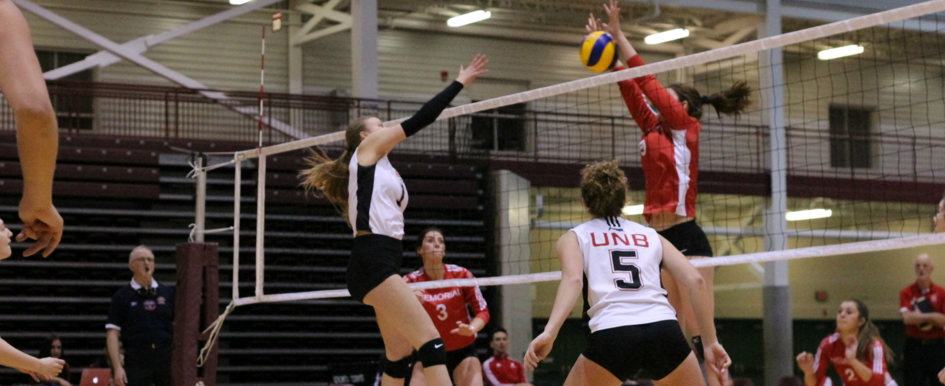 Sea-Hawks Earn 3-2 Victory to Start Weekend