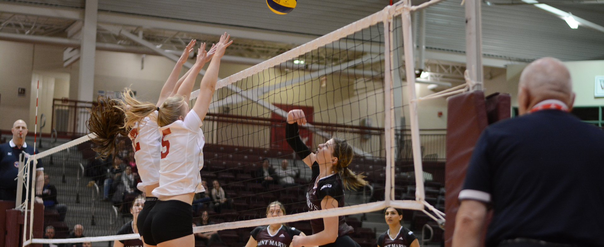 SMU Defeats Memorial in 3 Sets